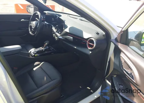 2025 Chevrolet Trax Fwd 2Rs z USA, uszkodzony, nr VIN KL77LJEP1SC185028